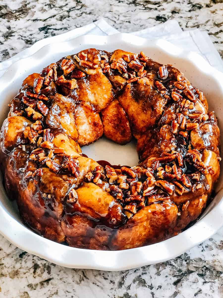 Monkey bread à partir de pâte à pain congelée, prêt à être dégusté !
