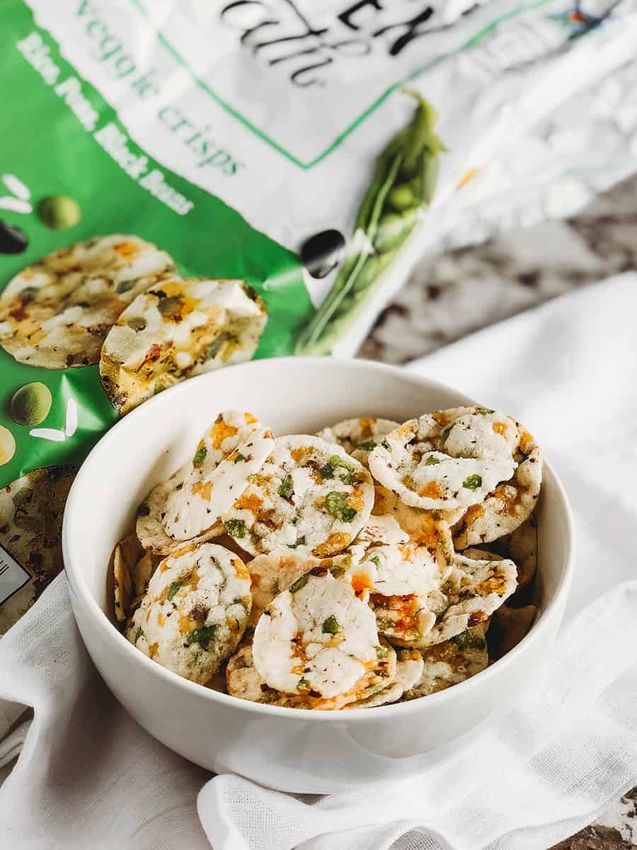 Crisps de légumes de Costco dans un bol.