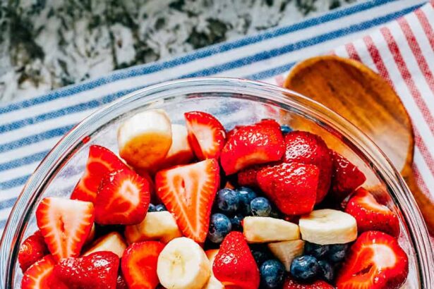 Salade de fruits rouge, blanc et bleu