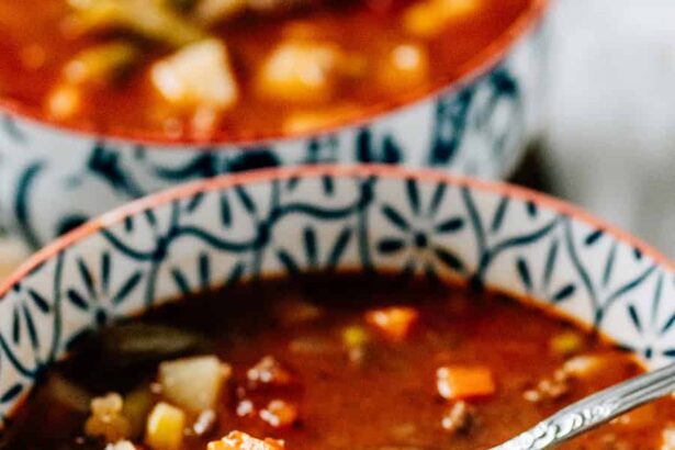 Soupe de hamburger aux légumes congelés